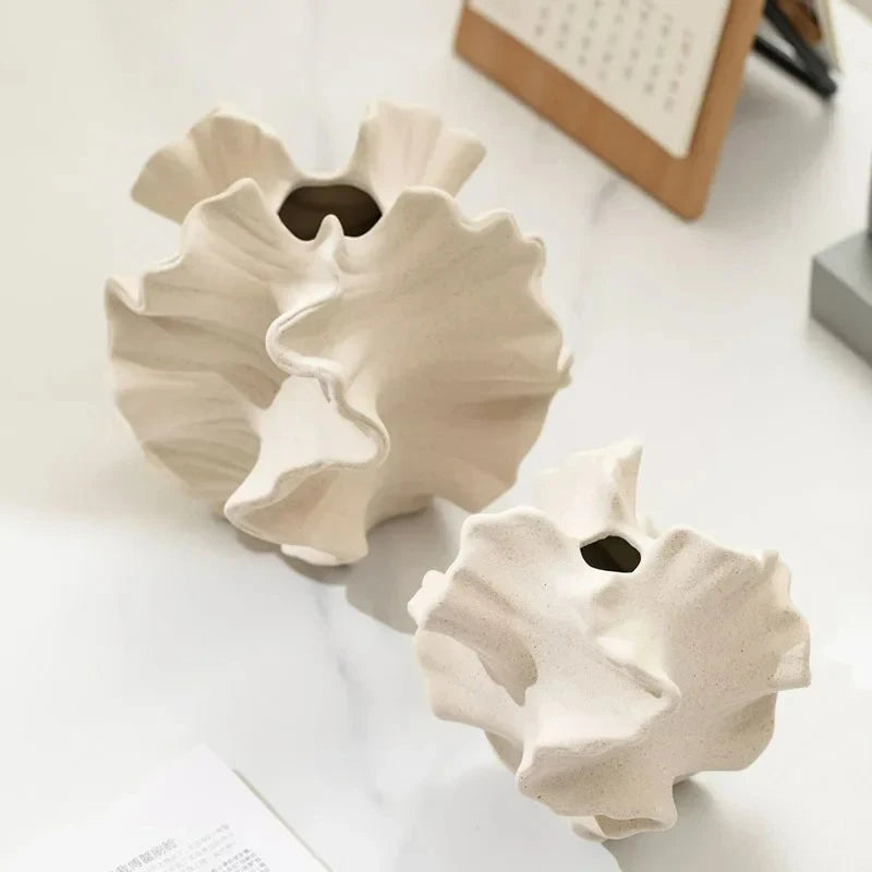 Creative Irregular Wrinkle Tabletop Vase