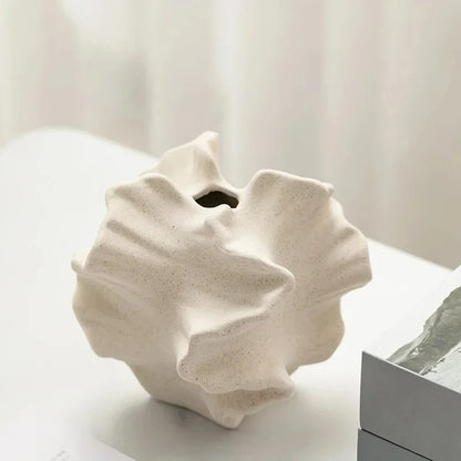 Creative Irregular Wrinkle Tabletop Vase